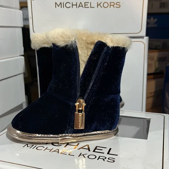 Michael Kors Baby Sweet Infant Booties Boots Shoes velour navy new Girls Size 2 - Picture 6 of 10